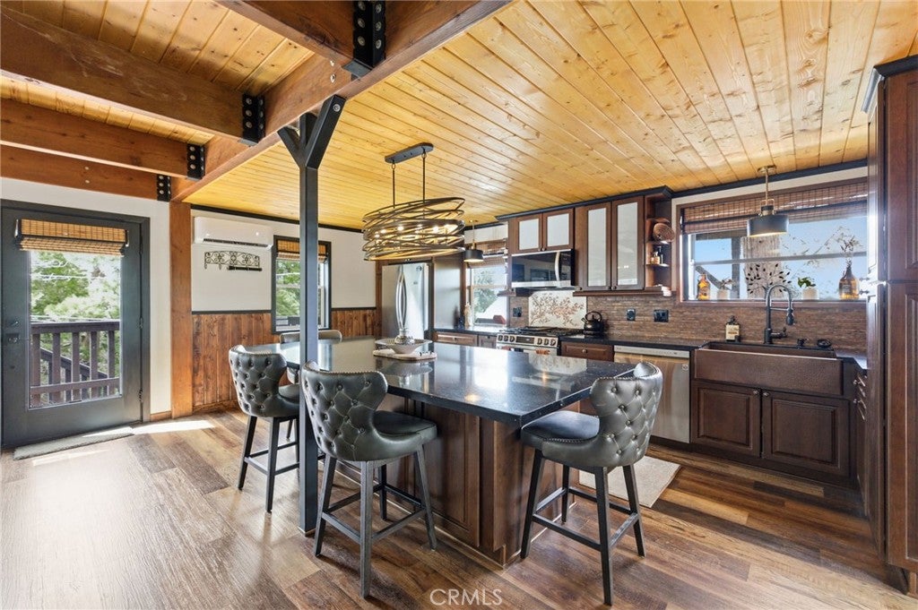 170 Fir Terrace