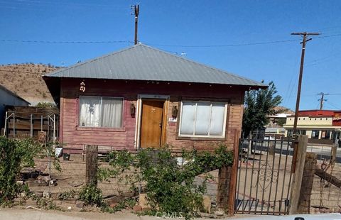 Photo of 320 N 2nd Ave, Barstow, CA 92311 (MLS # IG25251051)