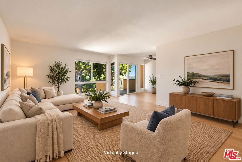 Photo of 970 Palm Avenue #211, West Hollywood, CA 90069 (MLS # 26102426)