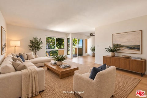 Photo of 970 Palm Avenue #211, West Hollywood, CA 90069 (MLS # 26102426)