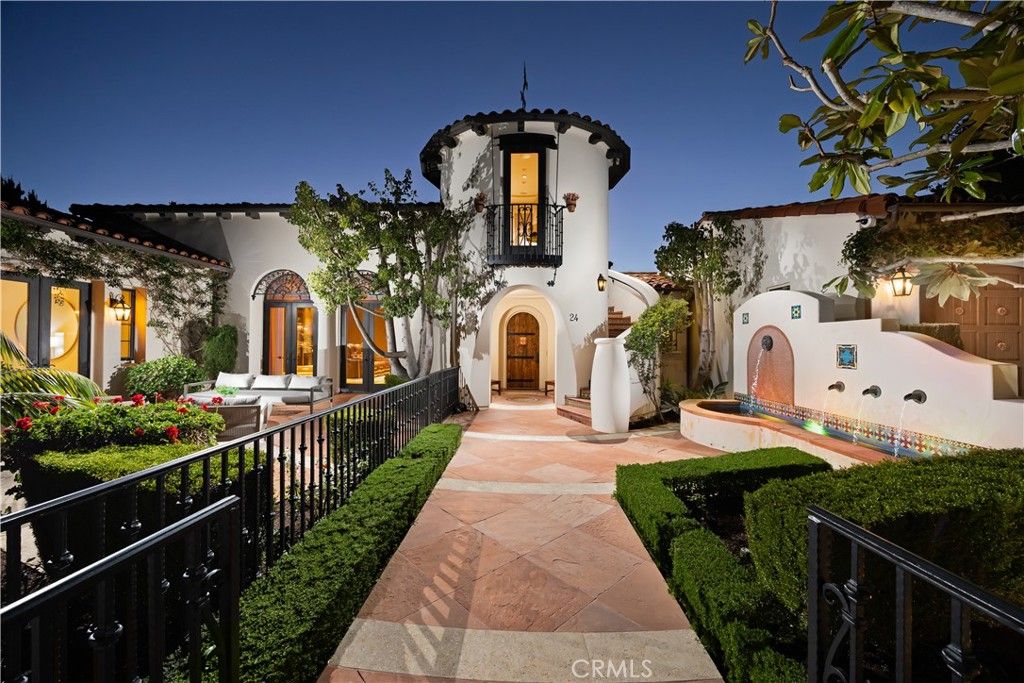 Photo of 24 Timor Sea, Newport Coast, CA 92657 (MLS # OC26035207)