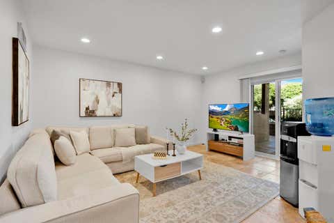 Photo of 7545 Charmant Drive DR #UNIT 1503, San Diego, CA 92122 (MLS # 260017307SD)
