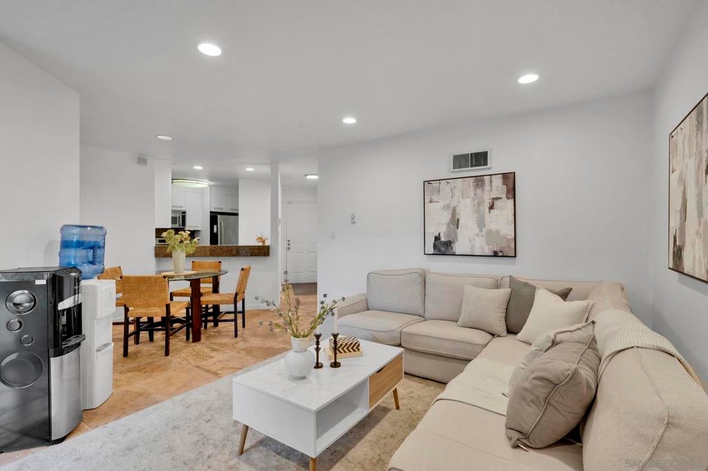 7545 Charmant Drive UNIT 1503