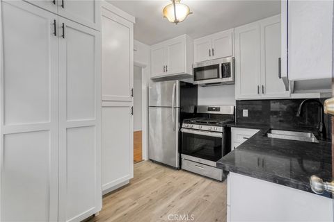Photo of 10620 Holman Ave #3, Los Angeles, CA 90024 (MLS # SB26049417)