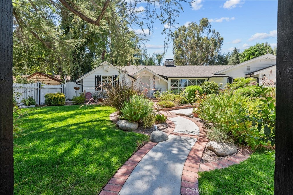 23352 Ostronic DR, Woodland Hills CA 91367