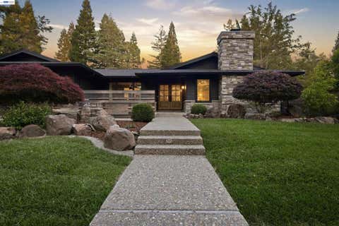 Photo of 2170 Deer Oak Way, Danville, CA 94506 (MLS # 41137599)
