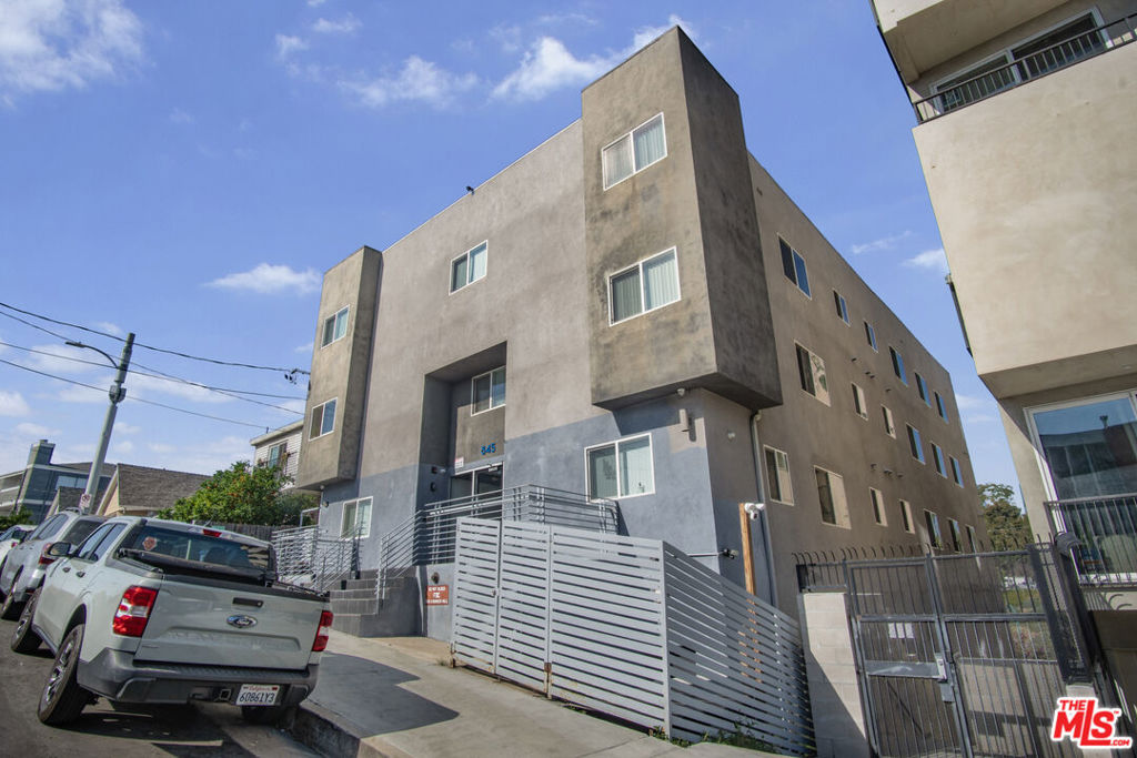 845 N Bunker Hill Avenue