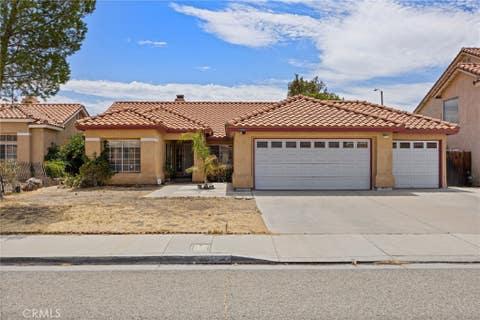 Photo of 5856 Blue Sage DR, Palmdale, CA 93552 (MLS # SR26178015)