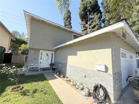 Photo of 900 E Sagebank St, Carson, CA 90746 (MLS # SR26050238)