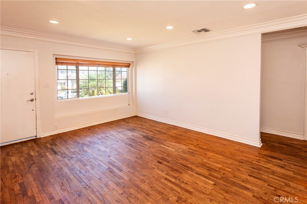 2422 W 238th