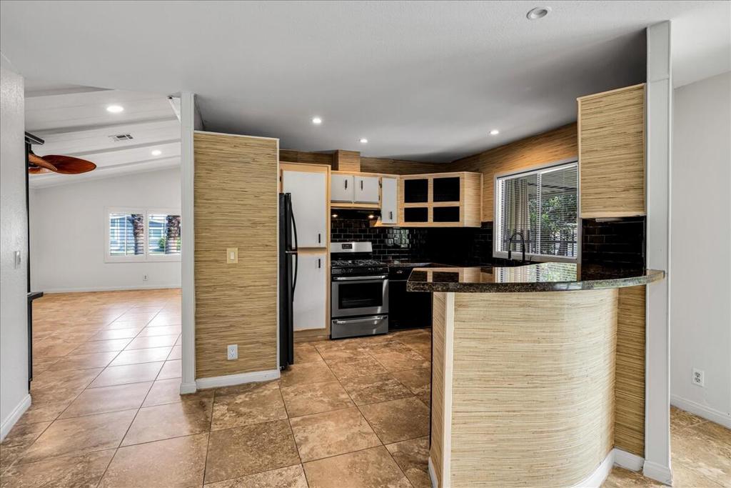 Suncrest Country Clb - Manufactured In Park