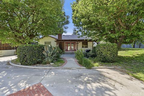 Photo of 25102 Wheeler Road, Newhall, CA 91321 (MLS # SR26073894)