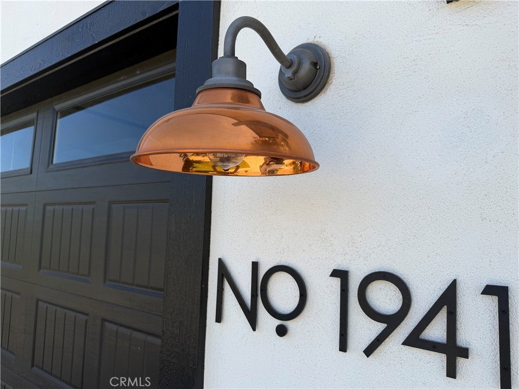 1941 Waxwing Way