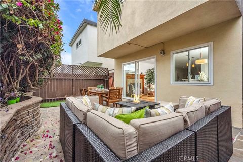 Tiny photo for 1613 Armour Lane, Redondo Beach, CA 90278 (MLS # SB25191760)
