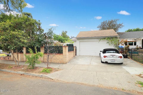 Tiny photo for 2399 White Street, Pasadena, CA 91107 (MLS # P1-28121)