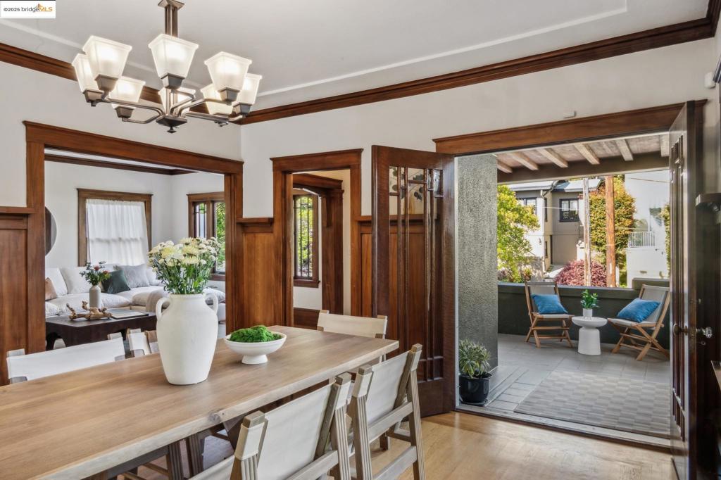 LAKESHORE/GRAND - Residential