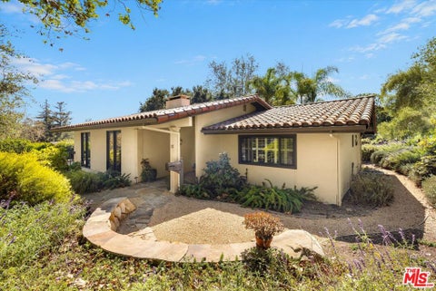 Tiny photo for 115 Coronada Circle, Santa Barbara, CA 93108 (MLS # 26998087)
