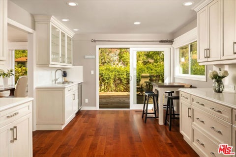 Tiny photo for 115 Coronada Circle, Santa Barbara, CA 93108 (MLS # 26998087)