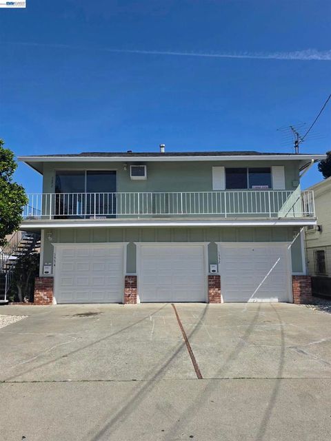 Photo of 1552 1552 Orchard Ave Ave, San Leandro, CA 94577 (MLS # 41126714)