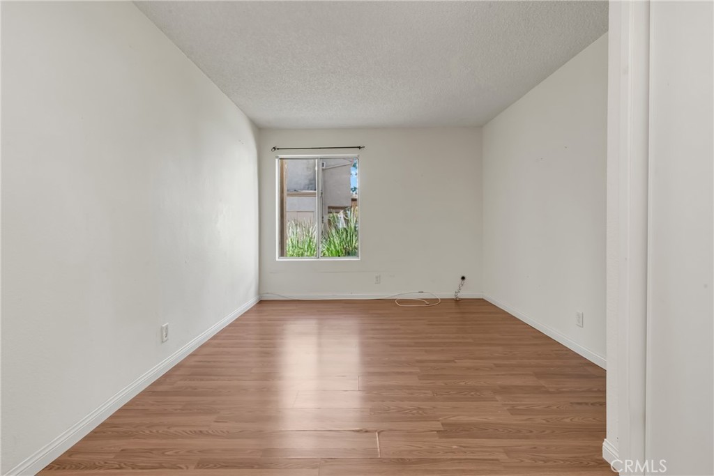 Town & Country Condos (811) - Residential