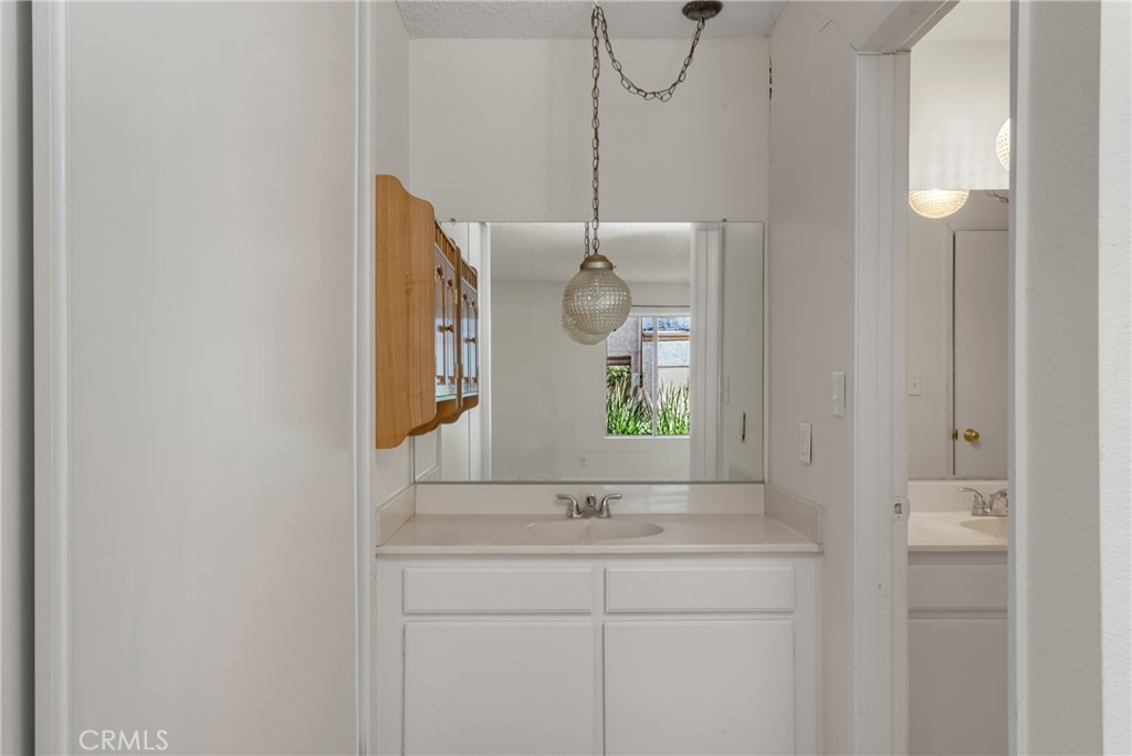 Town & Country Condos (811) - Residential