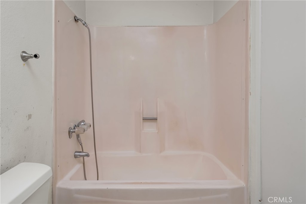 Town & Country Condos (811) - Residential