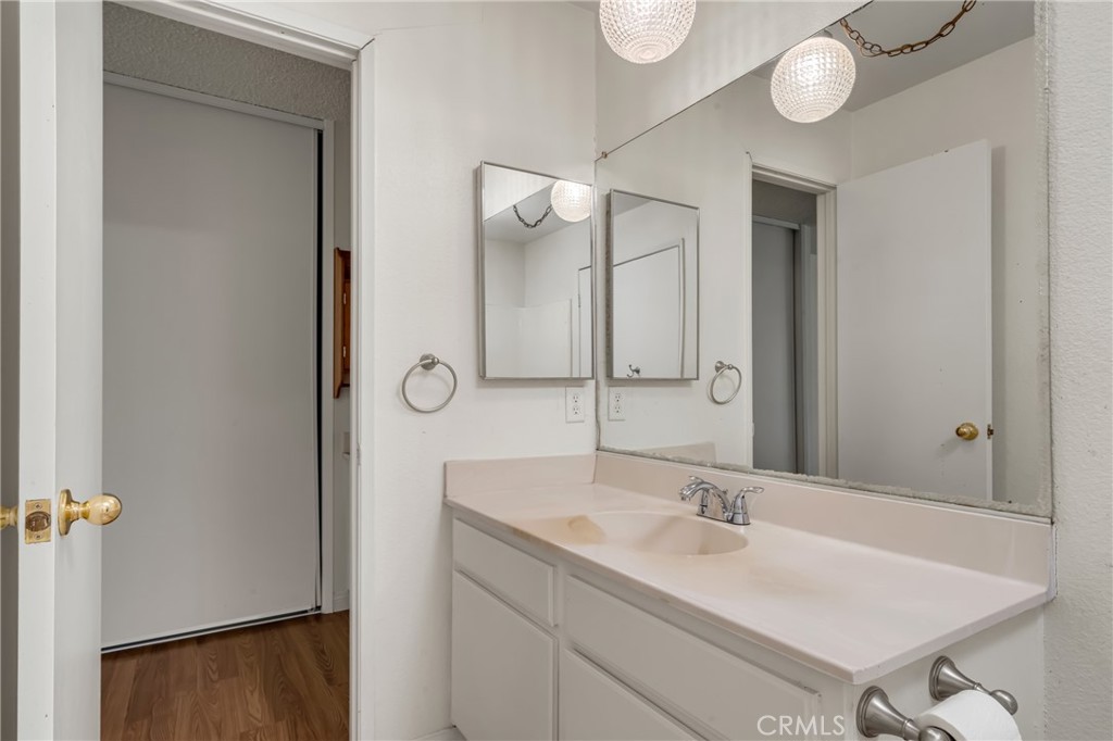 Town & Country Condos (811) - Residential