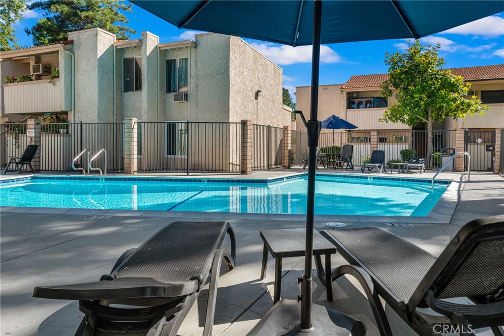 Town & Country Condos (811) - Residential