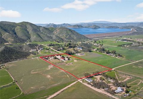 31420 Palm Avenue Hemet CA 92543