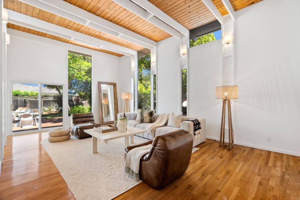 201 Yerba Buena Avenue
