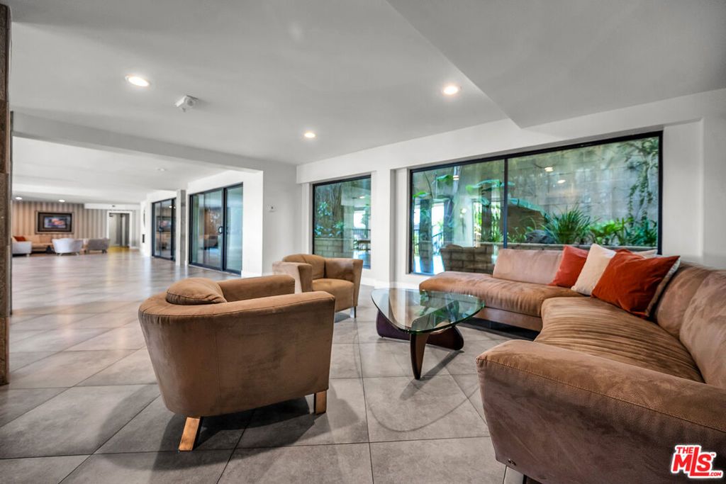 Photo of 1230 Horn Avenue #401, West Hollywood, CA 90069 (MLS # 25589421)