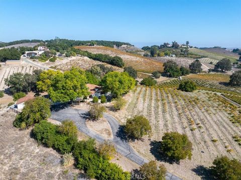 Tiny photo for 3750 W Highway 46, Templeton, CA 93465 (MLS # NS25272502)