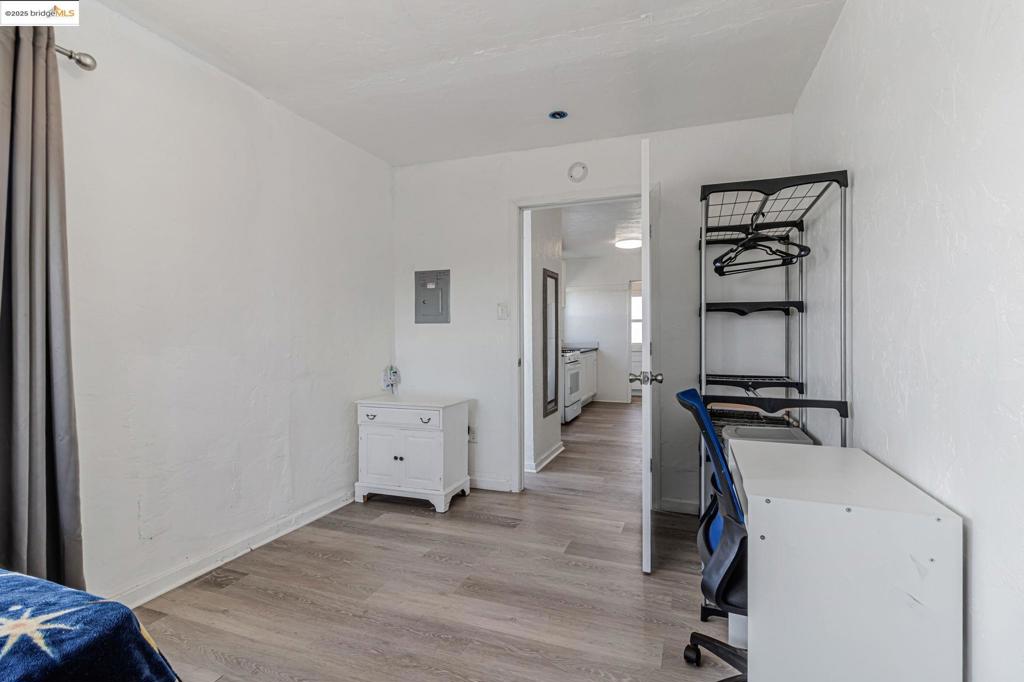 NORTH-WEST BERK - Residential Income