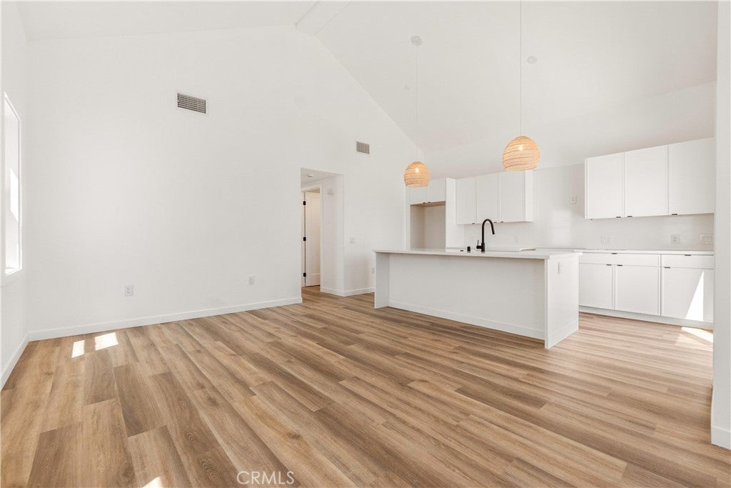 226 B Arena Street