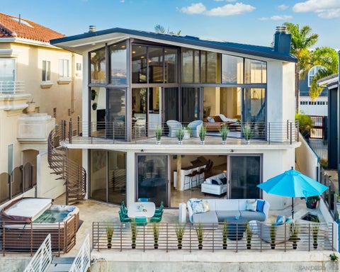 Photo of 25 The Point Pt, Coronado, CA 92118 (MLS # 250043296SD)
