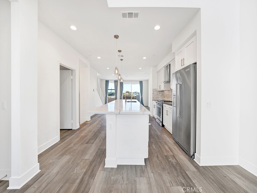 17 West - Residential