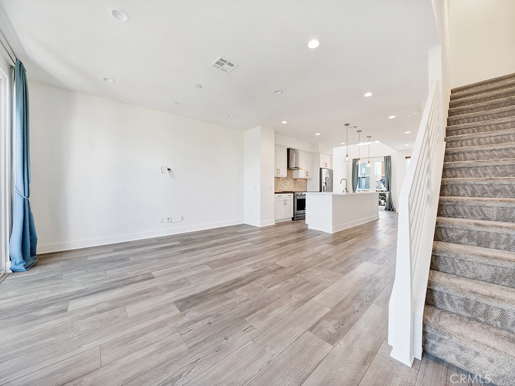 17 West - Residential