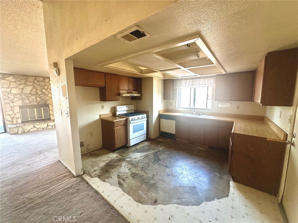 30001 Caddy Lane