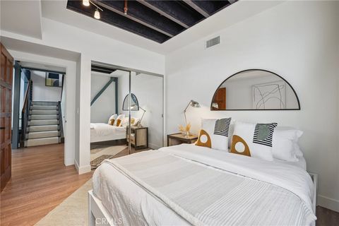 Tiny photo for 686 Diamond Street St, Laguna Beach, CA 92651 (MLS # LG26006426)