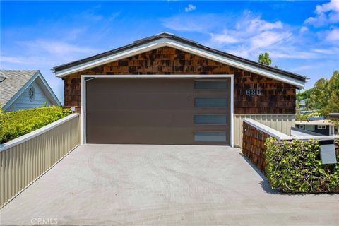 Tiny photo for 686 Diamond Street St, Laguna Beach, CA 92651 (MLS # LG26006426)