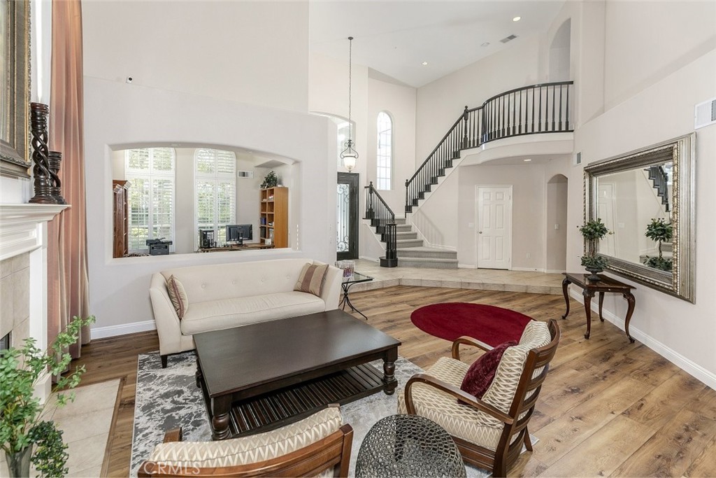Properties 3 24736 Wooded Vista