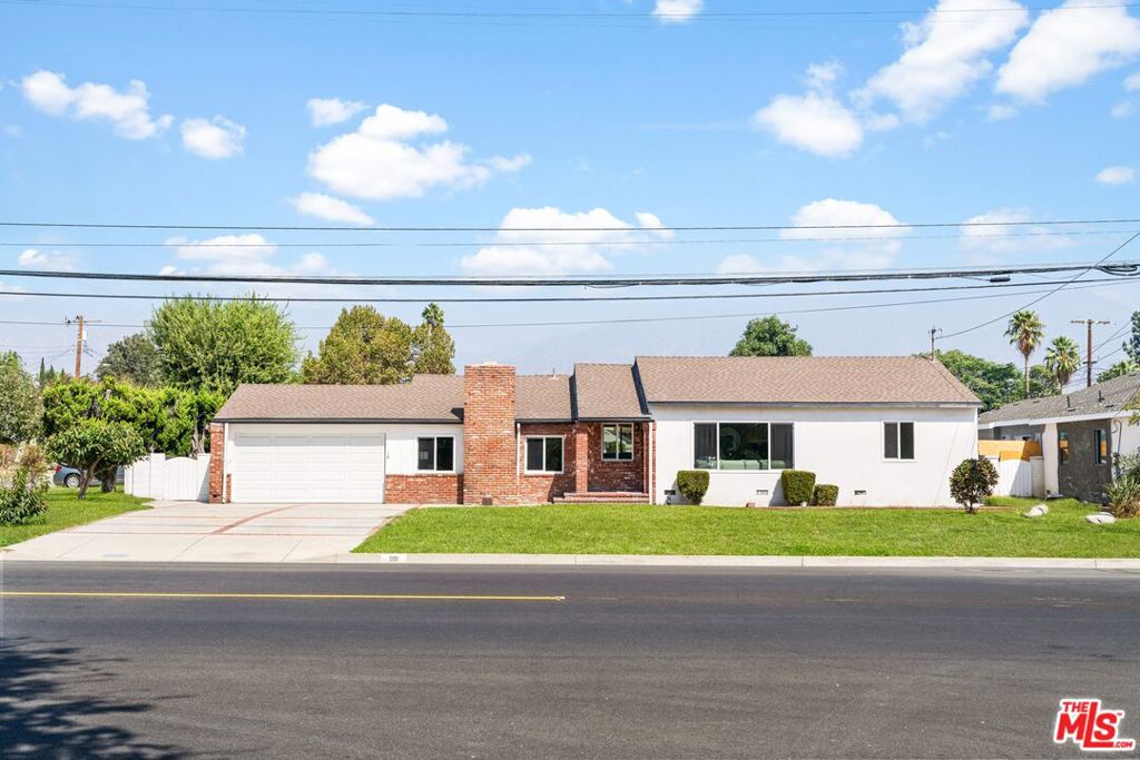 1101 E Camino Real Avenue