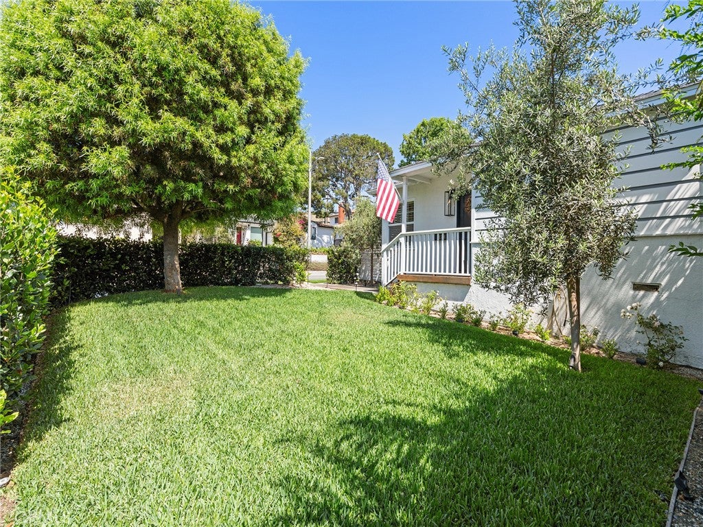 1301 19th ST, Manhattan Beach CA 90266