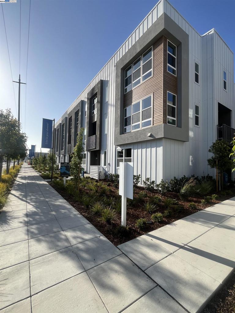 You're Invited to Tour Plan 5 — A Modern Townhome with Unmatched Front-Facing Views Discover Plan 5, a stylish four-story townhome designed for the way you live today. With bright, open spaces and private retreats, this home brings together gathering and getaway in one beautifully finished layout. Take entertaining to the next level with a private rooftop deck—the perfect setting for morning coffee, evening wind-downs, or weekend hangouts under open skies.