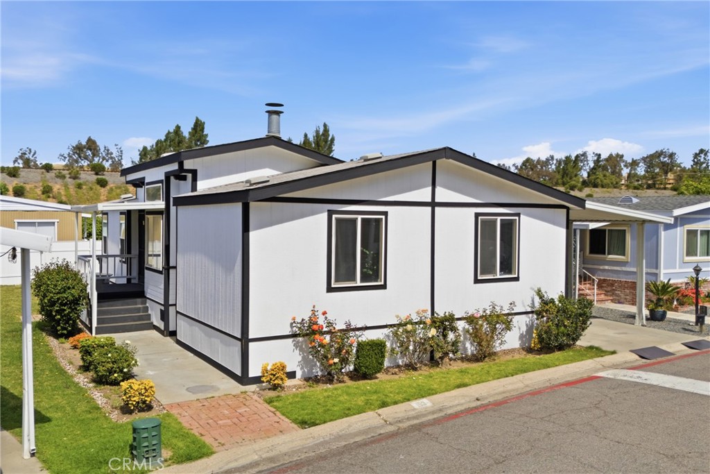 4901 Green River 153