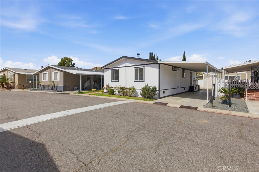 4901 Green River 153