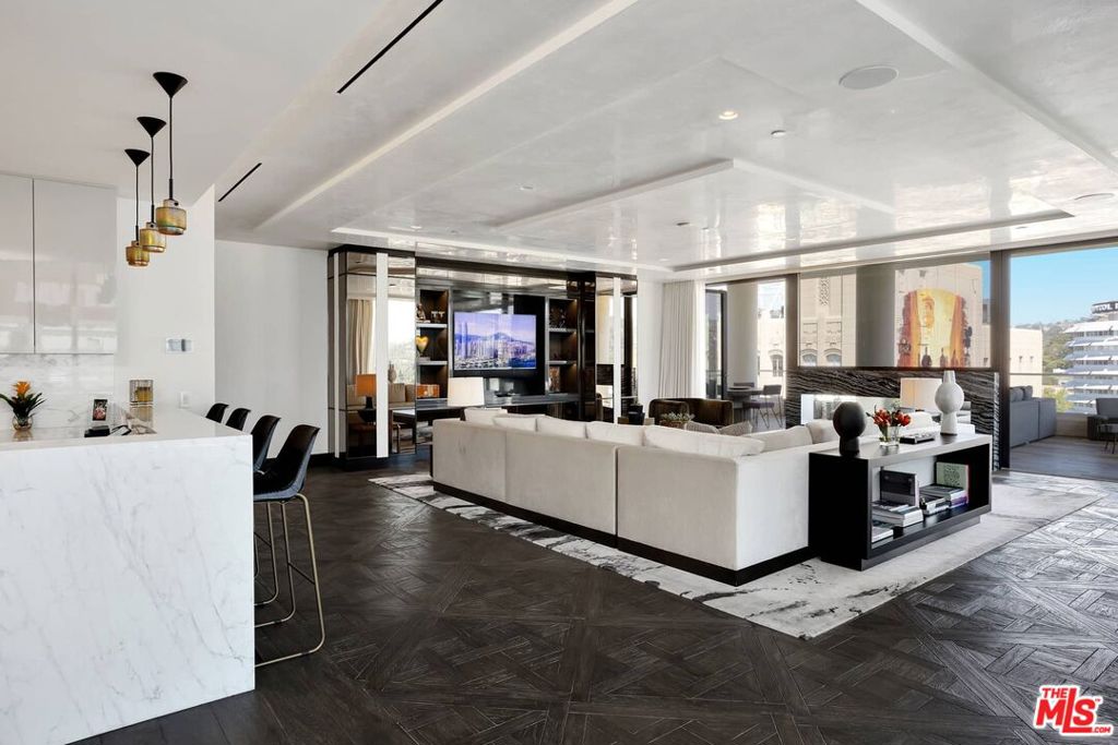 Properties 3 6250 Hollywood Boulevard 15A/B