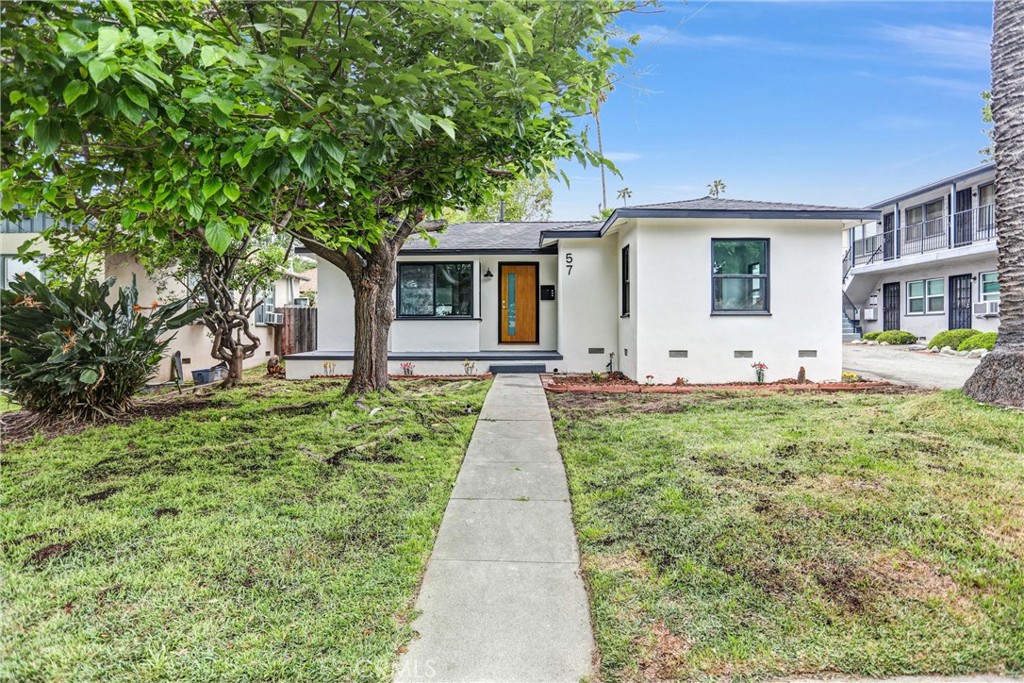 57 S Grand Oaks Avenue
