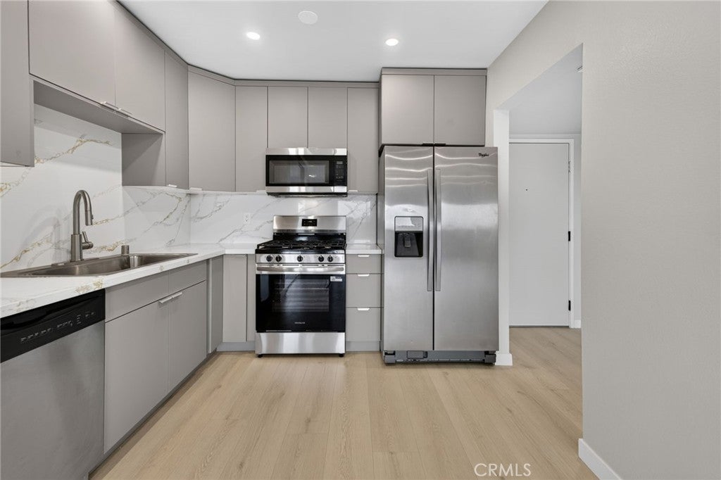 310 N Jackson Street 326, Glendale CA 91206