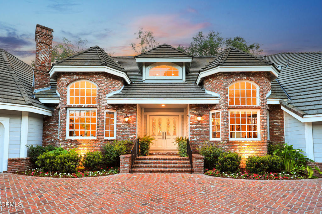 4165 Chevy Chase Drive